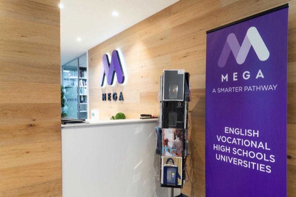 MEGA語学学校
