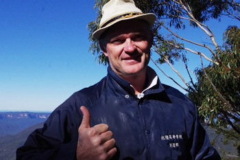 ジャックさんツアーのガイドはクリスさん