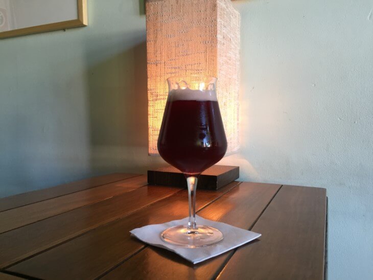 オックスフォード/強めのクラフトビールが揃う、隠れ家的雰囲気のバーからお届けします