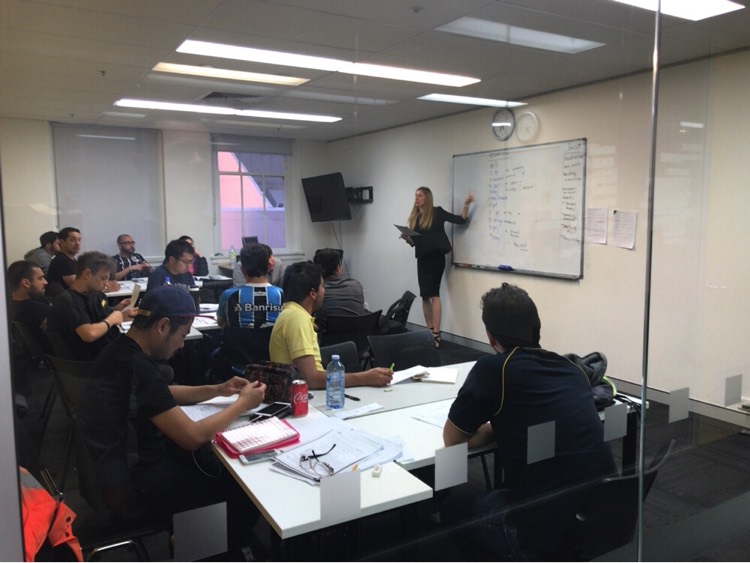 シドニーの語学学校グリーニッチでスタッフさんにインタービューしてきました！