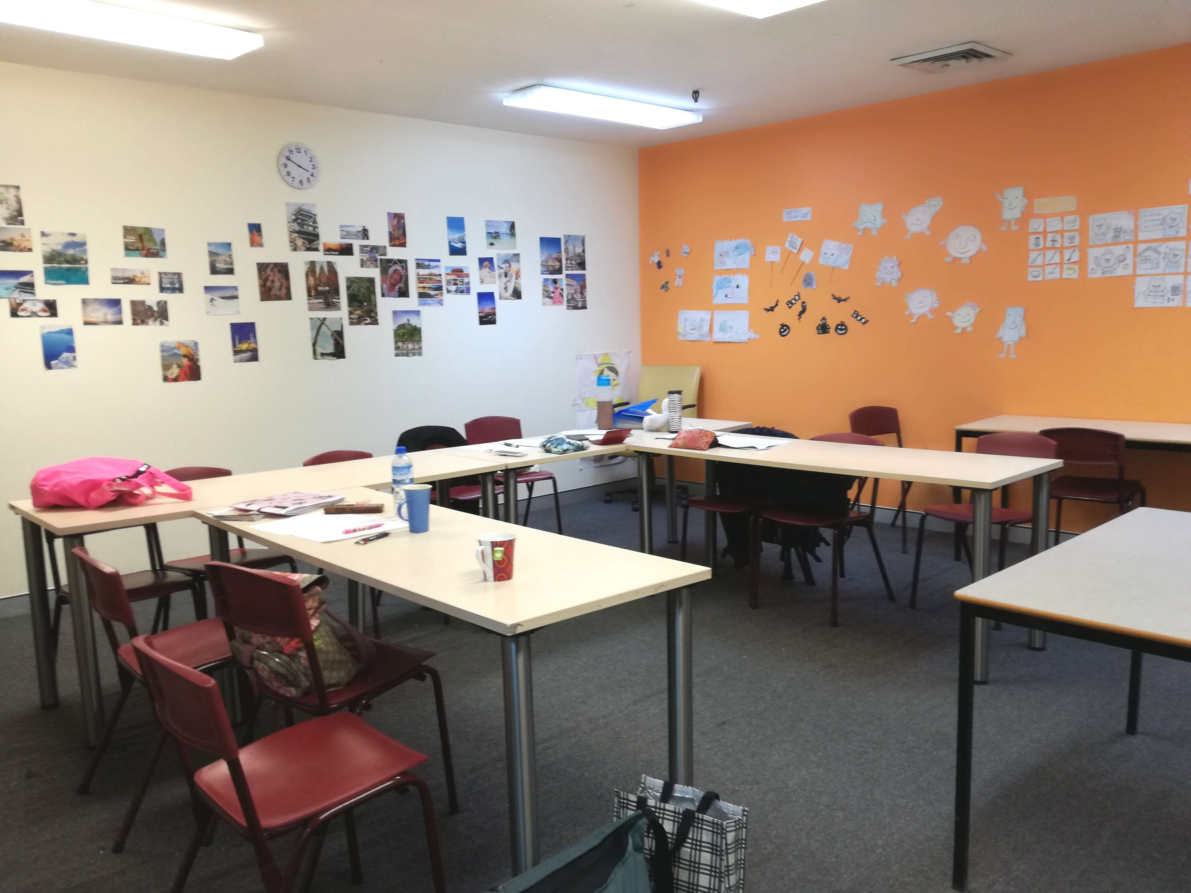 世界中で子どもに英語を教える資格が取れる!TECSOL&J-shineコースの先生に突撃インタビュー!